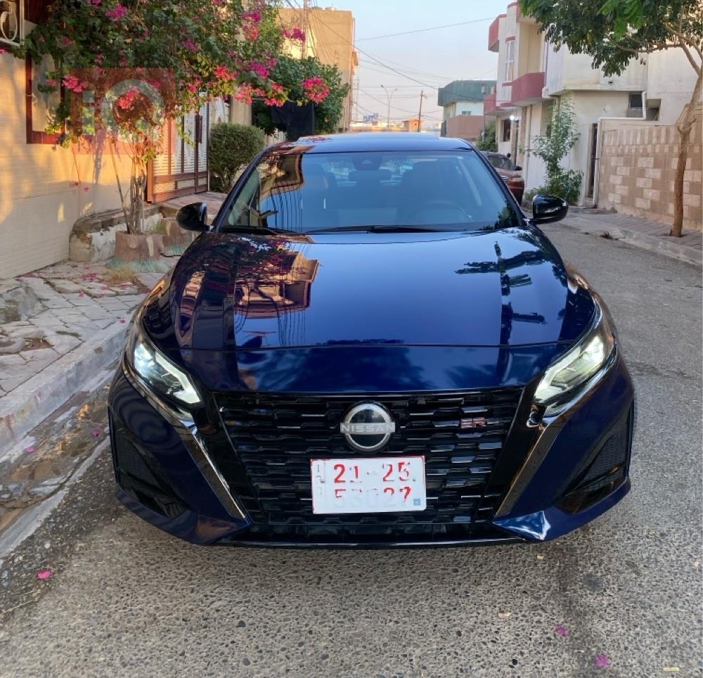 نیسان ئەلتیما